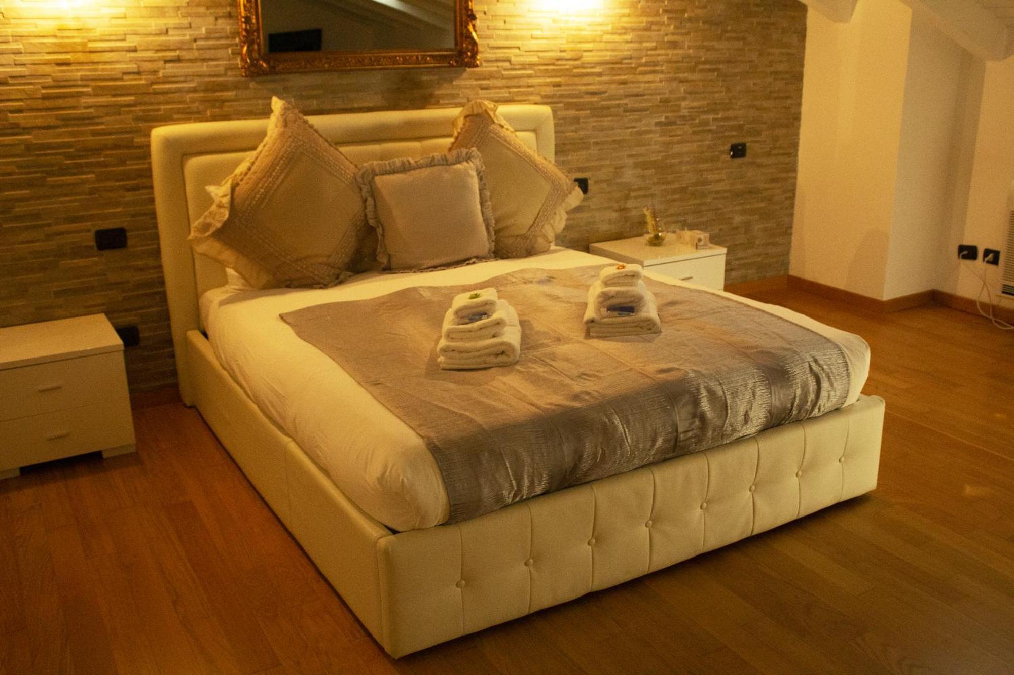 Bb Tortona Bed & Breakfast Milan Bagian luar foto