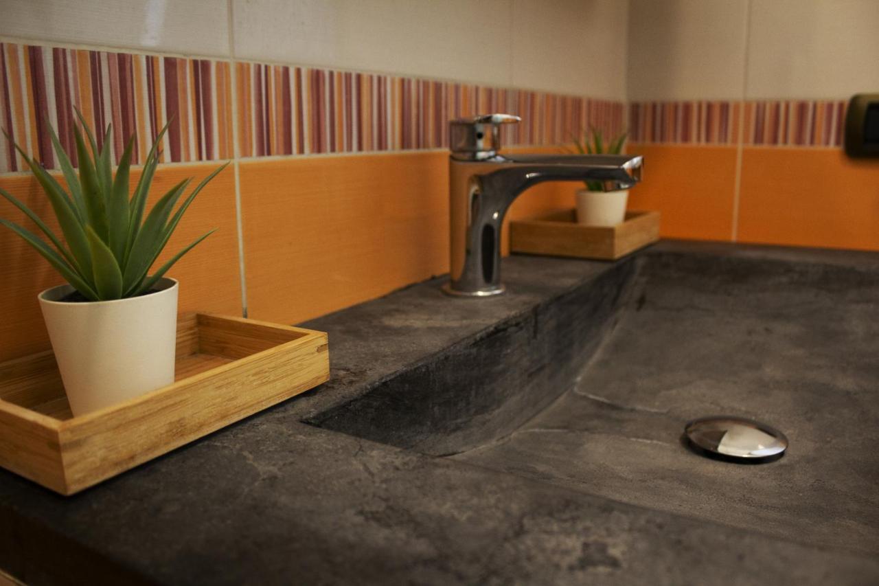 Bb Tortona Bed & Breakfast Milan Bagian luar foto